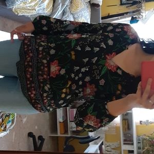 Womens Floral V-neck Blouse